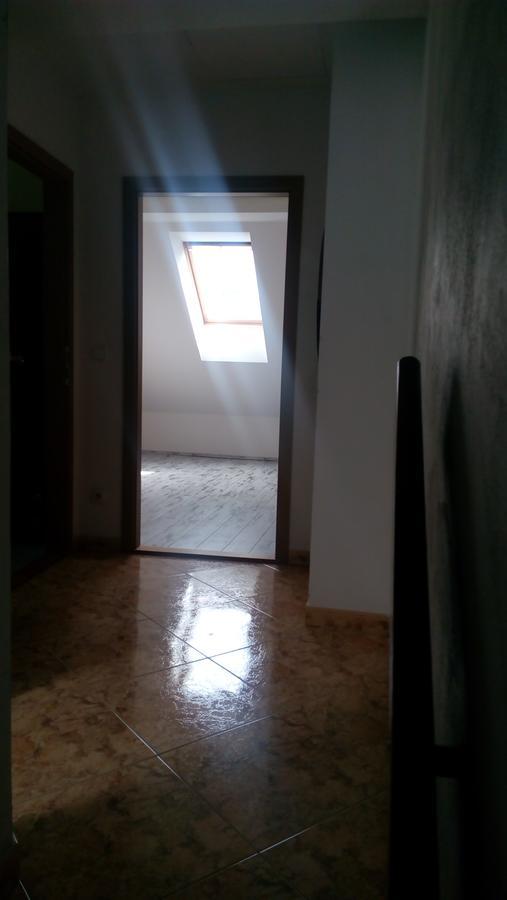 Apartment Zelezny Hrozen Валтис Екстериор снимка