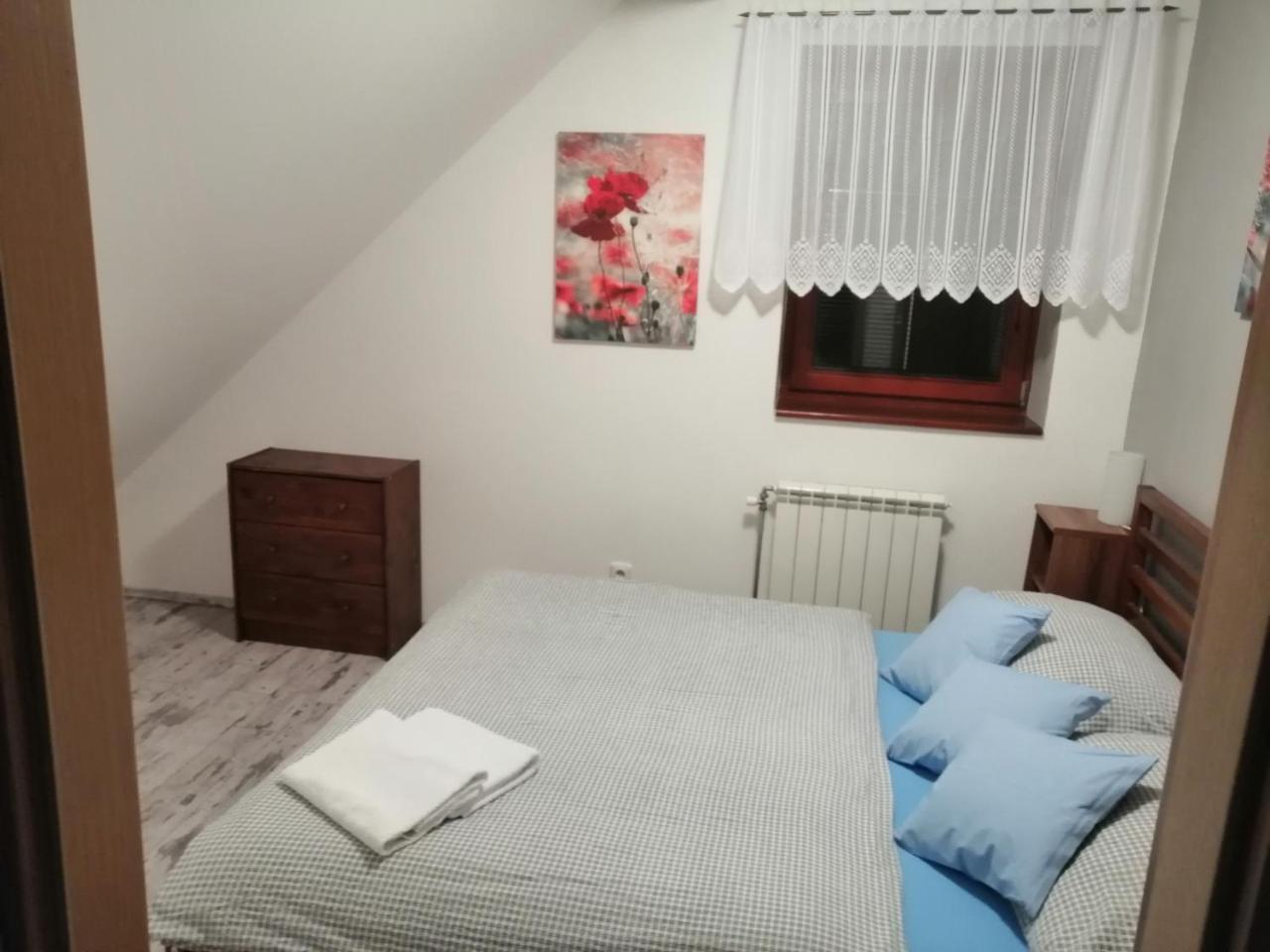 Apartment Zelezny Hrozen Валтис Екстериор снимка